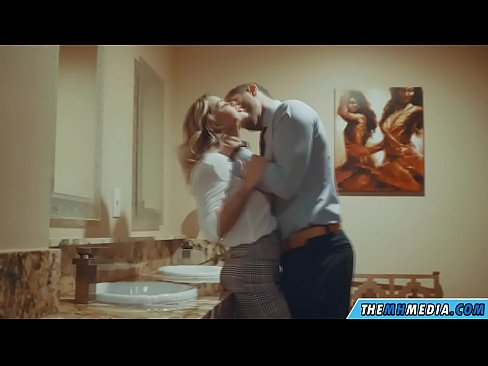 ❤️ Kung ang usa ka busty blonde naghaylo kanimo sa usa ka publiko nga kasilyas ❤️❌ Sex video sa ceb.passionateembracespotlight.ru ️❤